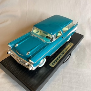 MATCHBOX 1/43 Chevy Nomad 1957 ノマド　ミニカー 1998 Matchbox Dinky 1:43 1957 Chevrolet Nomad - Front End