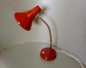 Lámpara de mesa de mediados de siglo/Lámpara de escritorio de cuello de cisne industrial vintage marrón fabricada en Yugoslavia/Lámpara de mesa vintage/Lámpara de oficina retro/Lámpara de escritorio MCM