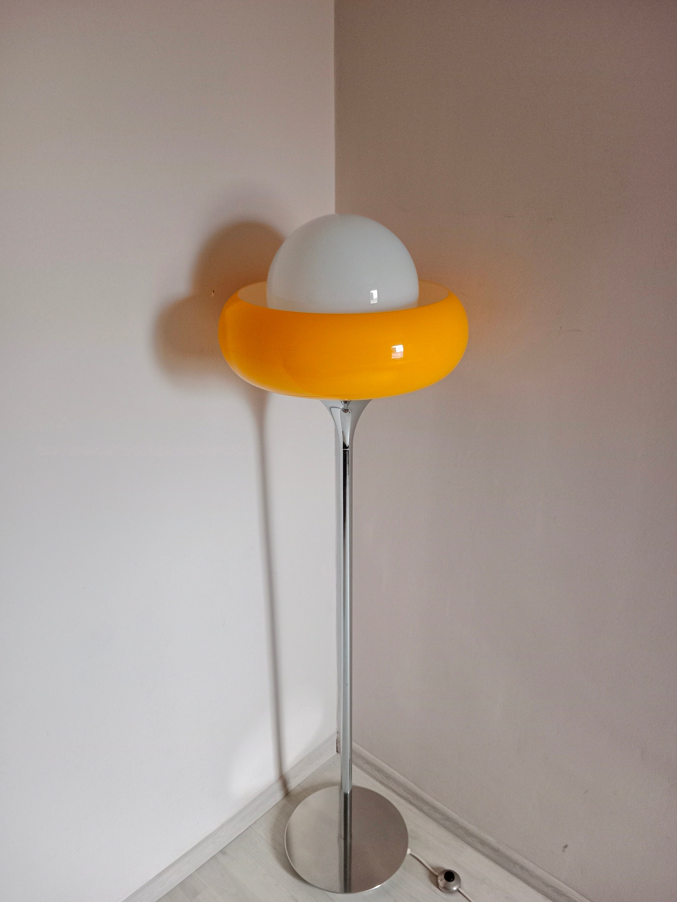 Rare Harvey Guzzini Jadran Floor Lamp, Mid Century Modern Space