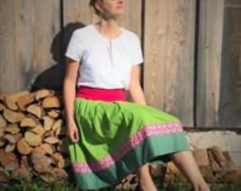 Trachten skirt with cuffs and pocket