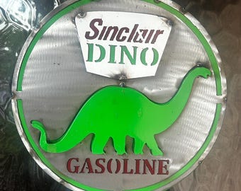 Vintage-Style Sinclair Dino Gasoline Metal Sign – Retro Garage Decor