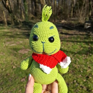Crochet Grinch Christmas Toy | Handmade Cotton Amigurumi