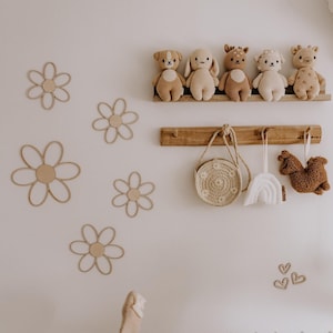 Blume Wanddeko Kinderzimmer, 5 Holzblumen, Kinderzimmer aus Holz, Holzwanddekoration, Kinderzimmer Dekoration, Wanddekoration, Gänseblümchen