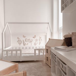 wooden flowers with butterflies, a beautiful decoration for a girl's room