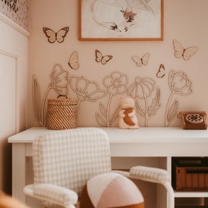 Wildblumen aus Holz Nursery decor wooden flowers nursery wall decor Holzblumen Basteldekoration Wildflower wooden butterflies zdjęcie 10