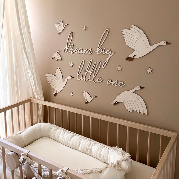 dream big little one Inschrift an der Wand,wooden words, wooden wall decor, nursery, kinderzimmer Wooden geese Hölzerne Gänse, süsse Träume