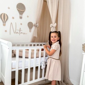 Globos aerostáticos con nombre, Decoración de pared, Deko für Kinderzimmer, Globo de ratán, Heißluftballon | globo de aire comprimido en madera de holz imagen 2