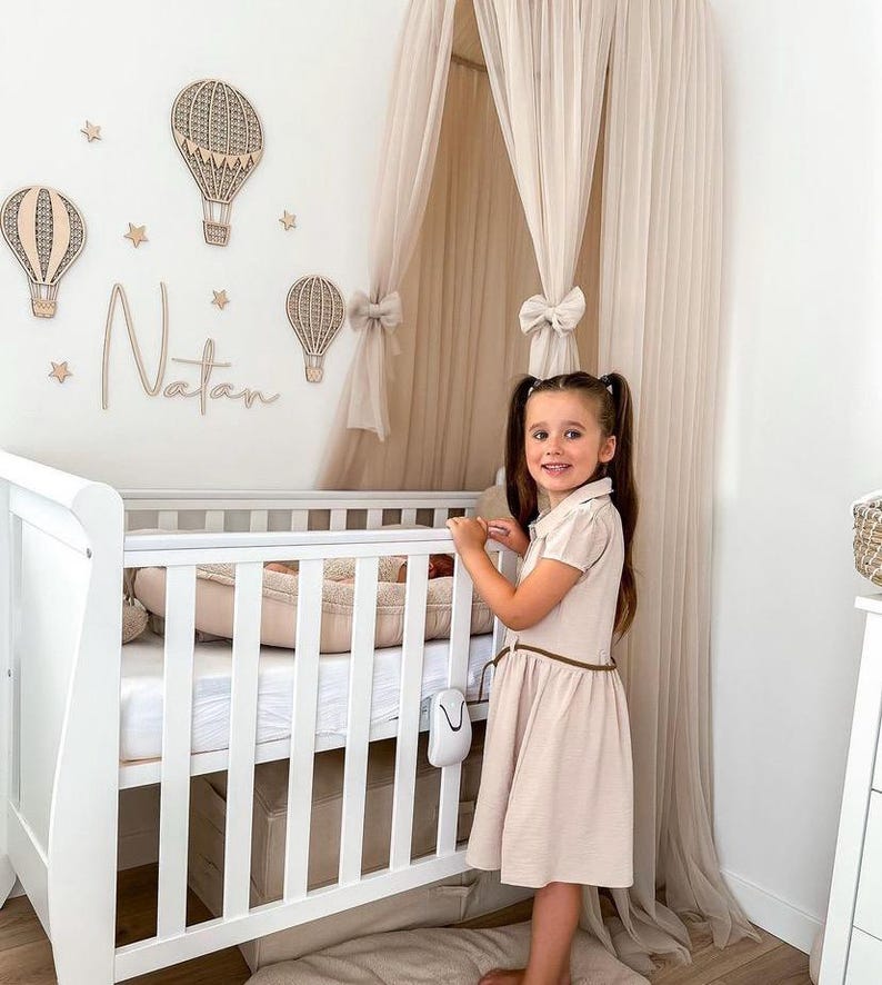 Globos aerostáticos con nombre, Decoración de pared, Deko für Kinderzimmer, Globo de ratán, Heißluftballon | globo de aire comprimido en madera de holz imagen 2