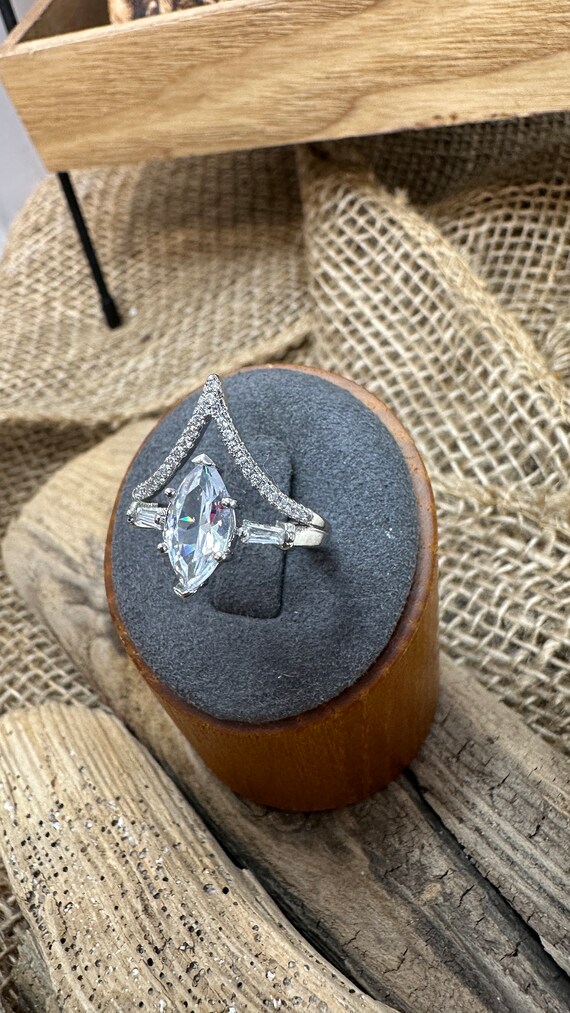 Cool Statement Ring - Marquise Setting - image 4