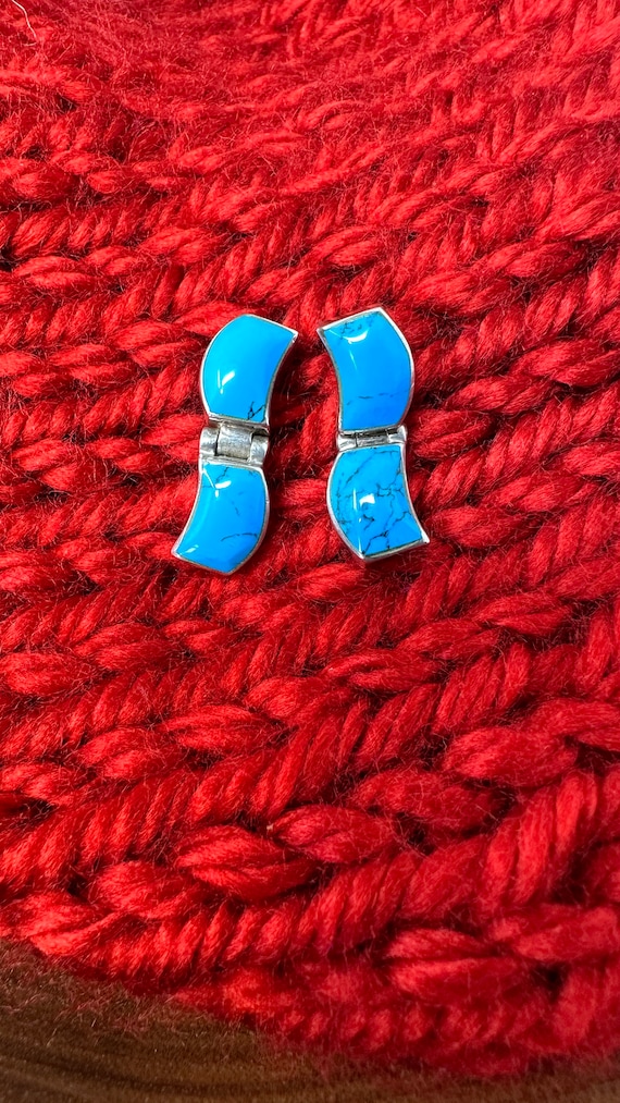 950 Silver Hinged Blue/Black Center Earrings