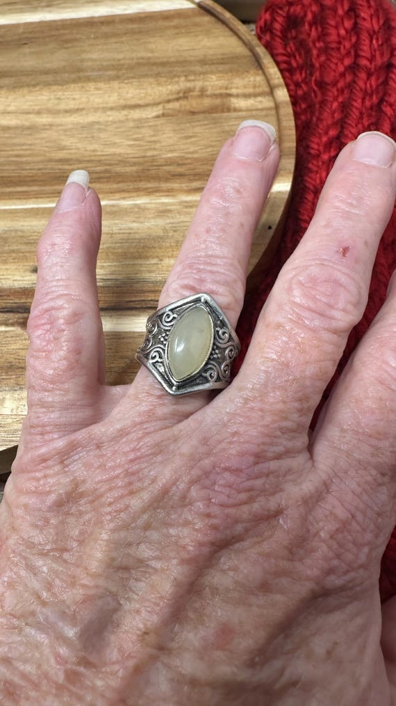 Agate Diamond Shaped wide Scroll Ring - image 5