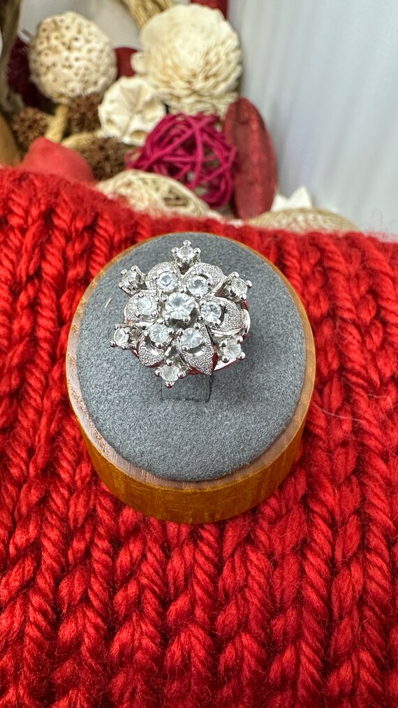 Flower Design Statement Ring - image 3