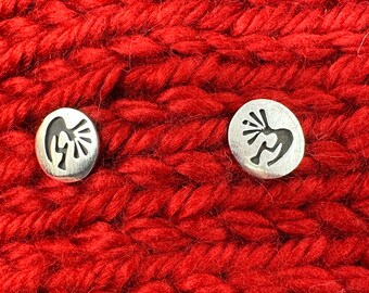 Small round silver Stud Earrings - Kokopelli embossed