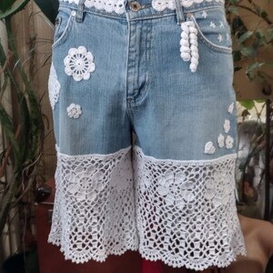 White lace clearance shorts online india