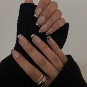 Chrome Tips - Chrome french tip - Press on nails UK