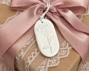 Gift tag for June birthday, matching rose birth flower gift tag for best friends present, rose gifts for mum, clay flower gift label