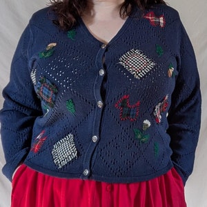Mid Size / Bust 44 / Vintage Susan Bristol Plaid Terrier Cardigan in a Cotton Blend / Large
