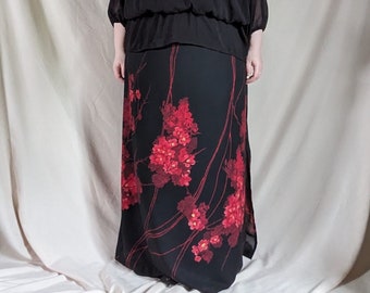 Plus Size / Waist 43-46 / Hip 55 / Vintage 90s 00s Red and Black Flower Maxi Skirt by Mosaic Woman / 2X 22