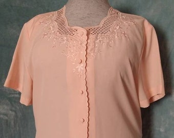 Mid Size / Bust 45 / Waist 45 // Vintage 80s 90s Pale Pink Embroidered Lattice Romantic Blouse by Claudia Richard