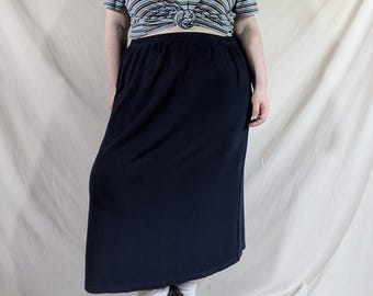 Plus Size / Waist 41-62 / Hip 56-64 / Vintage Navy Maxi Skirt by Maggie Barnes / 4X