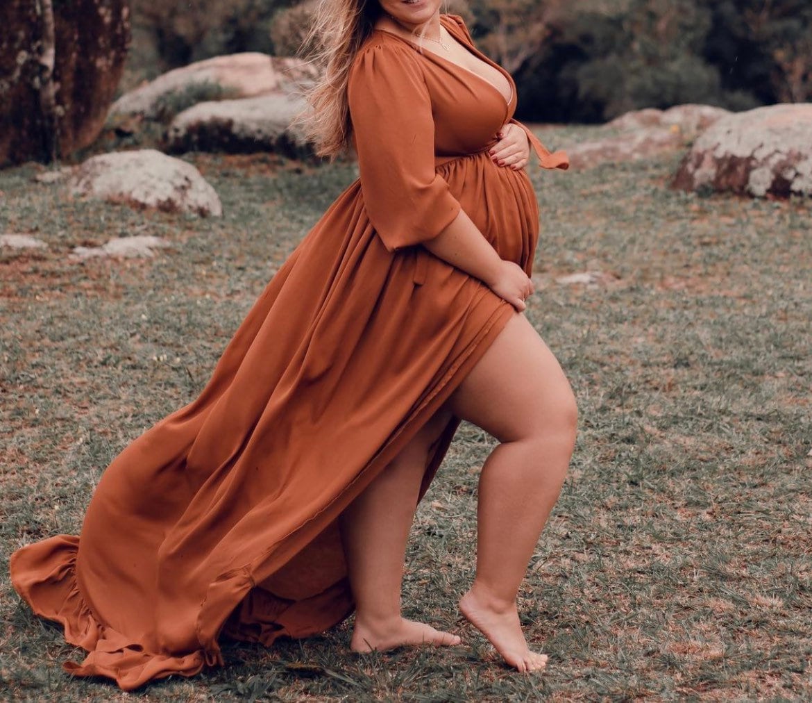 Plus Size Maternity Dress for Photo Shoot 