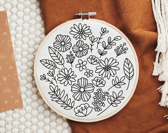 Flower Embroidery Pattern Butterfly Hand Embroidery Flower and ...
