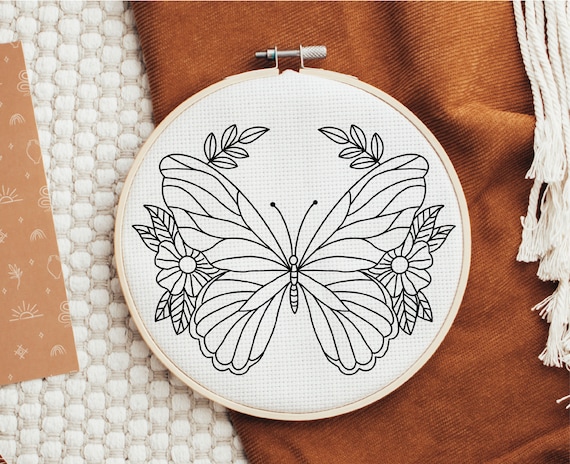 Cat and Moon Embroidery Pattern Cat Flower Embroidery Pattern Moon Flower  Embroidery Kit Hand Embroidery Pattern Embroidery Pattern Download