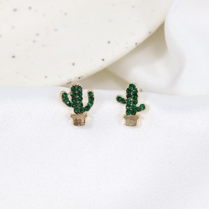 Cactus mismatched stud earrings,Minimalist Stud Earrings,925 Sterling Silver,Korean Earrings,Birthday,Gift for her,Christmas