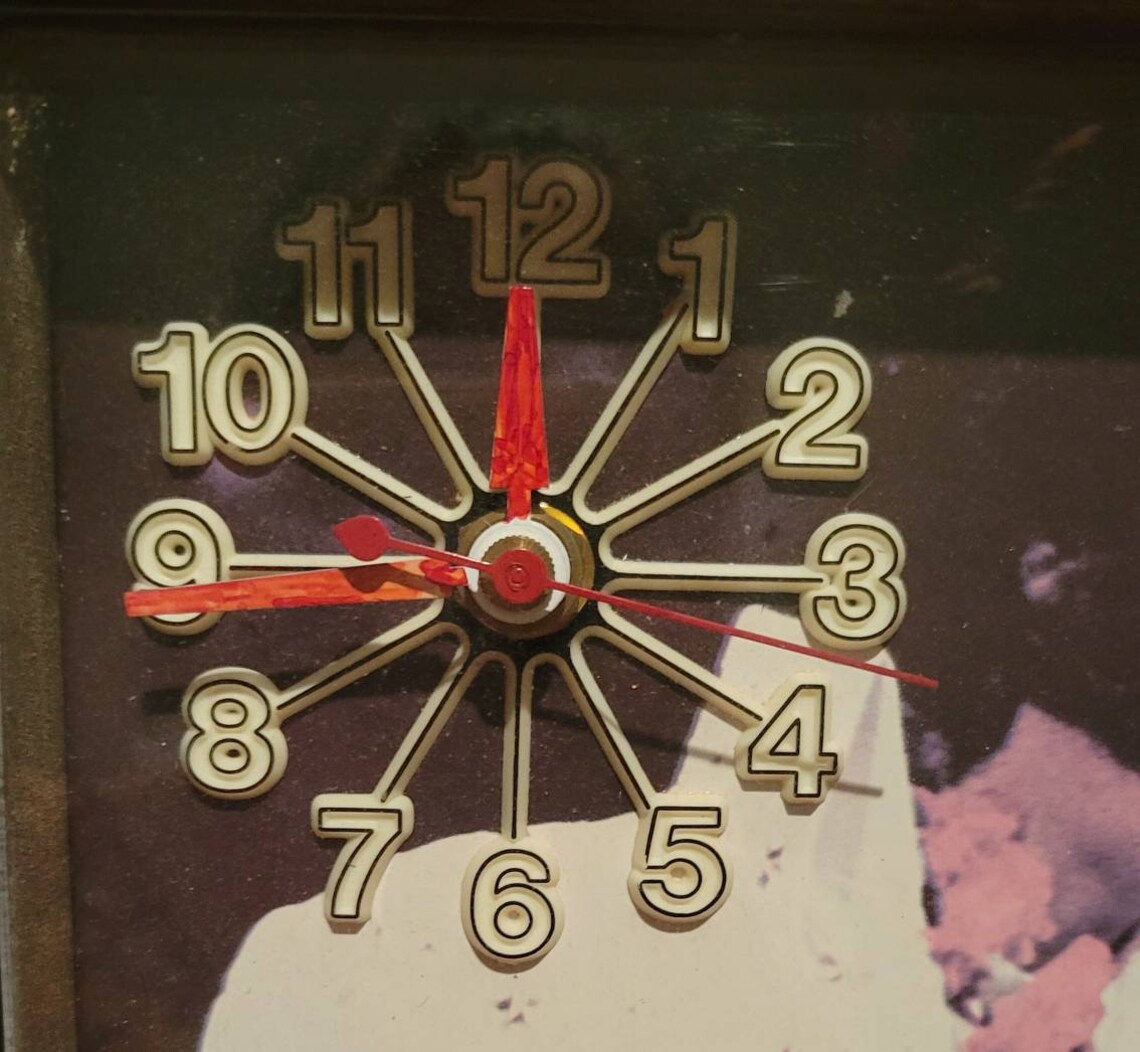 Rare vintage elvis presley clock. Etsy