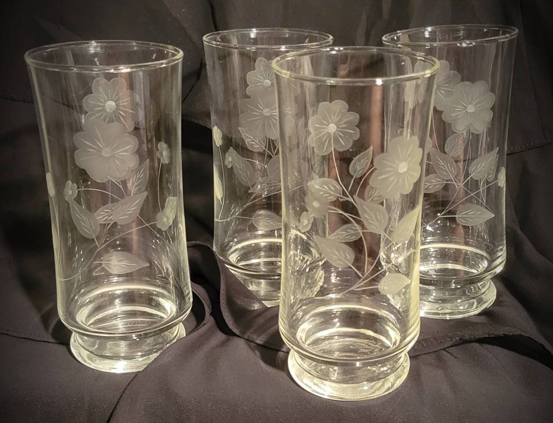 Set of 4 vintage etched drinking glasses Etsy