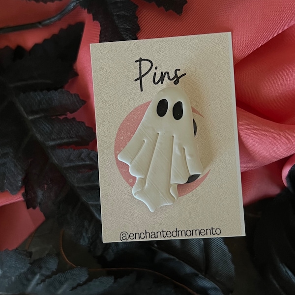 Handmade clay ghost pins, Halloween cute ghost pin, Ghost pin, Spooky pins, Halloween pins, Badge Pin for Hat, Halloween Gift, unisex, gift