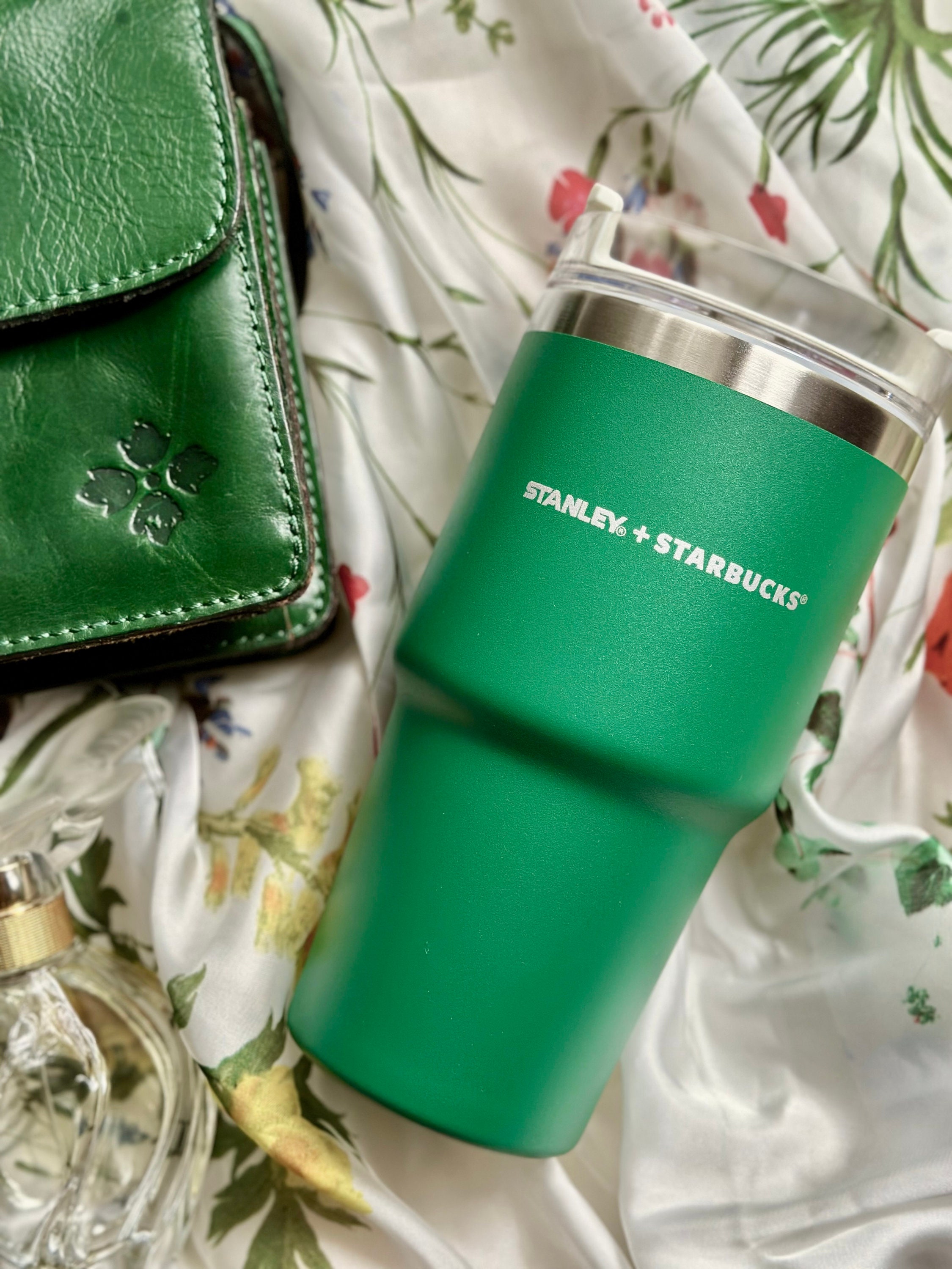 Starbucks Stanley Armed Forces Army Green Vacuum Sealed Cup  Tumbler 20oz: Tumblers & Water Glasses