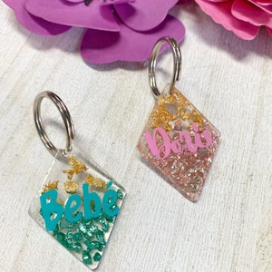 Diamond-shaped pet identification tag made of epoxy resin