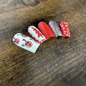 Christmas Nails Holiday Nails Reindeer Nails Red Nails Festive Nails Press On Nails Nail Art image 2