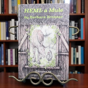 Vintage 1973 Hemi: A Mule by Barbara Brenner – Illustrated Chapter Book Pictures by J. Winslow Higginbottom