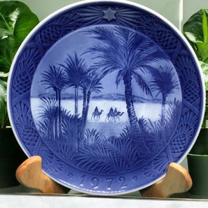 1972 royal Copenhagen in the desert Christmas plate