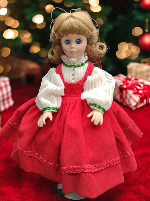 madame alexander＊アレクサンダーキンズドール　赤に白ドットドレス Madame Alexander Christmas Doll 