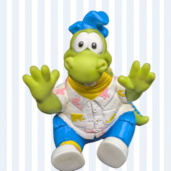 Vintage 1990 Eureka's Castle Milligan Dragon Rubber Hand Puppet