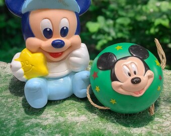 Vintage 1984 Disney's baby Mickey and green Mickey yo-yo