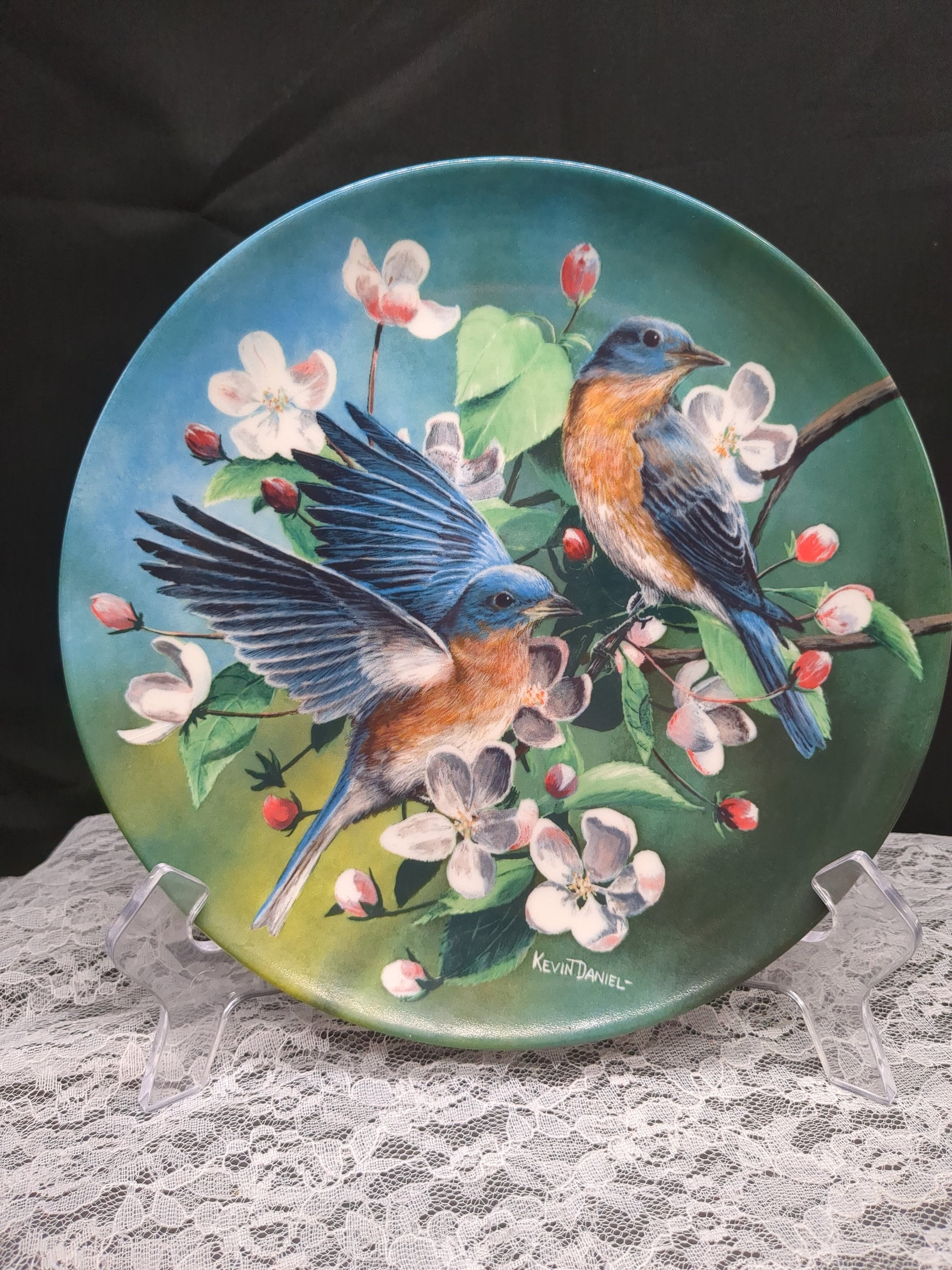 1986 Bluebird by Kevin Daniel Knowles Fine China Collection Plate