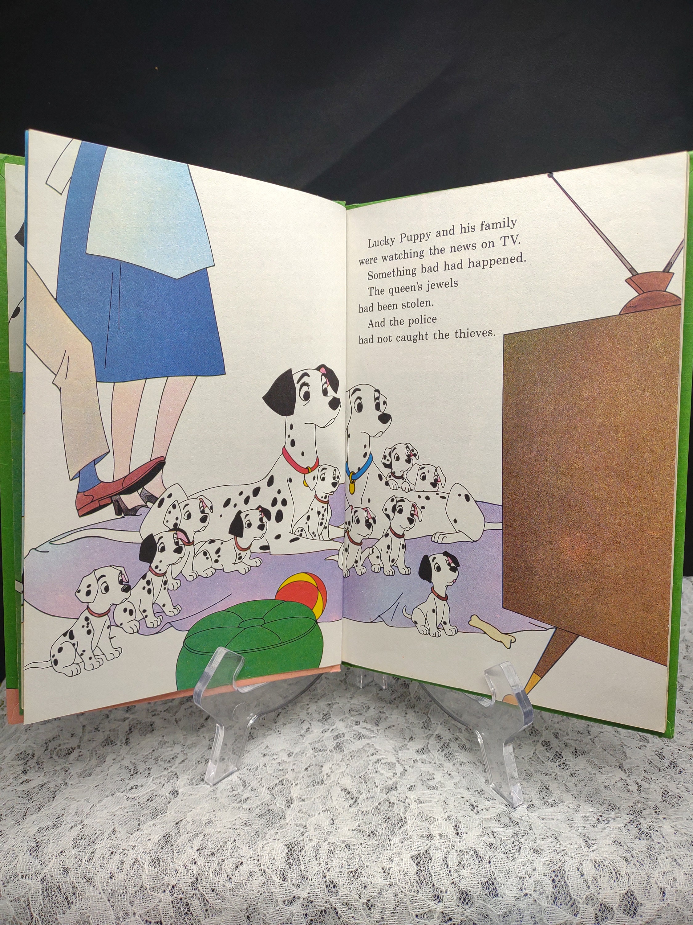 Vintage Walt Disney's Wonderful World of Reading Book - Choose