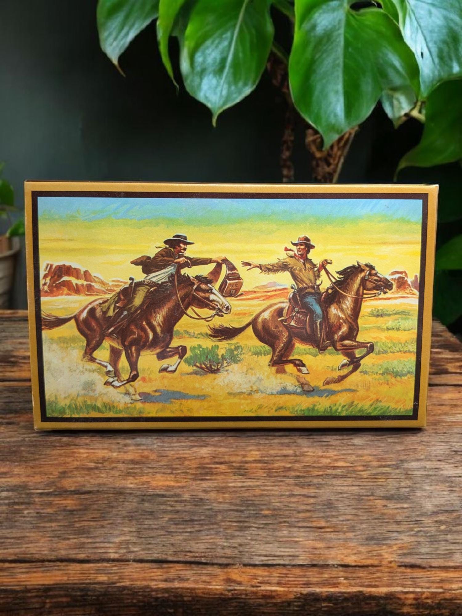 Vintage 1970s Avon Pony Express Wild Country Aftershave Decanter