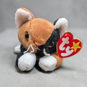 Vintage 1996 Chip the calico cat TY Beanie Baby with tags