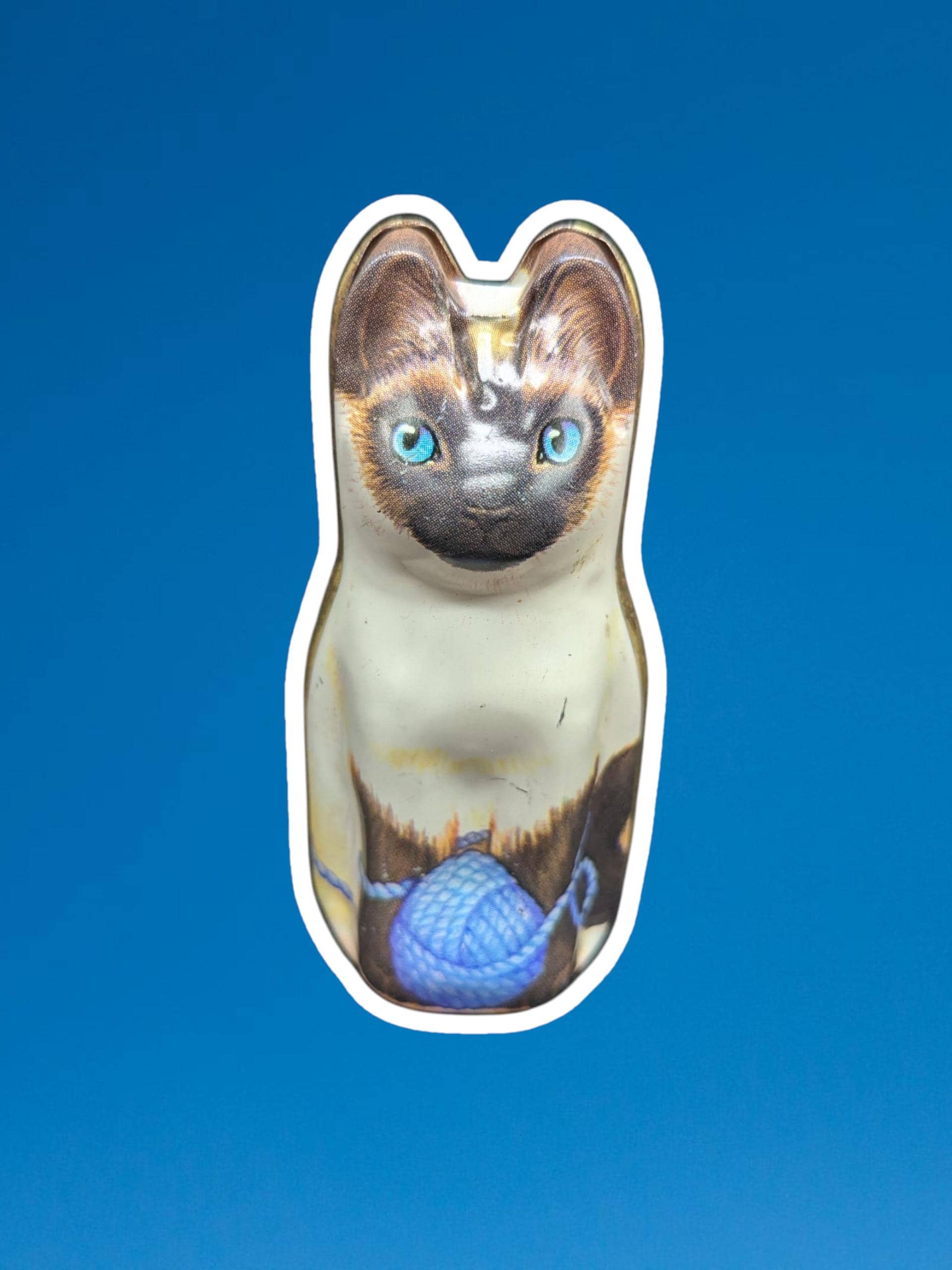 1986 HUNKYDORY Miniature Cat Tin Design by Dana Kubick England 2.5