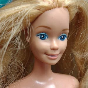VINTAGE Sun Gold Barbie Doll  1966 Hong Kong Barbie By Mattel
