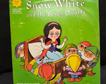 Vintage Peter Pan records Snow White and the seven dwarfs 45 RPM
