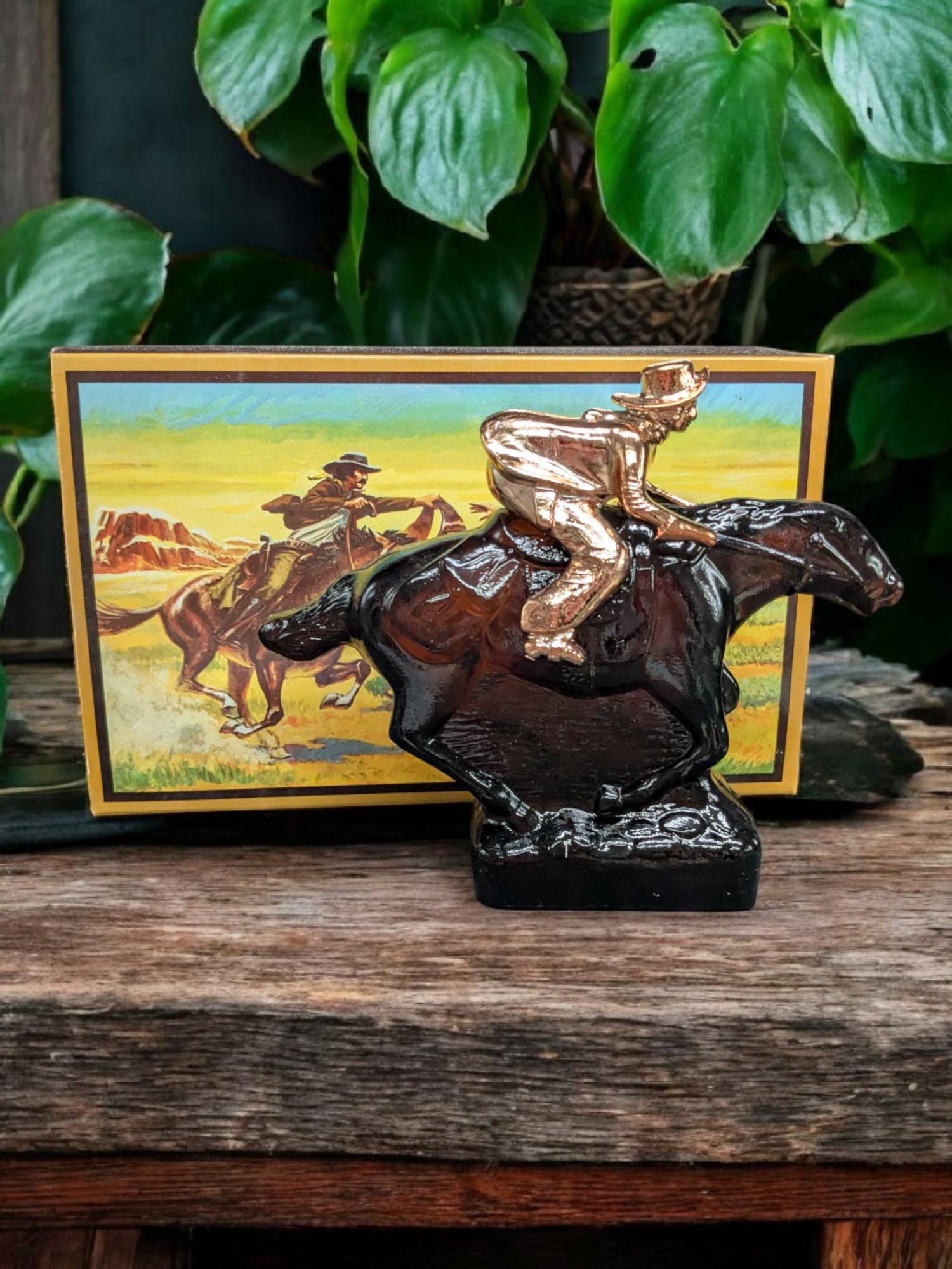 Vintage 1970s Avon Pony Express Wild Country Aftershave Decanter