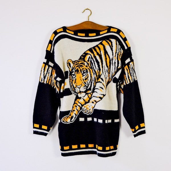 Vintage Tiger Sweater with Sparkling Eyes / Wool / Angora / 1980s / 1990s / Animal-print