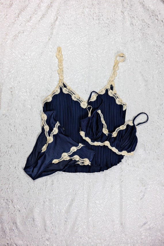 La Perla Pleated Vintage 90s Lingerie 3 or 2-piece Sets in Navy Pleats and  Cream Floral Lace True Collector's Items 