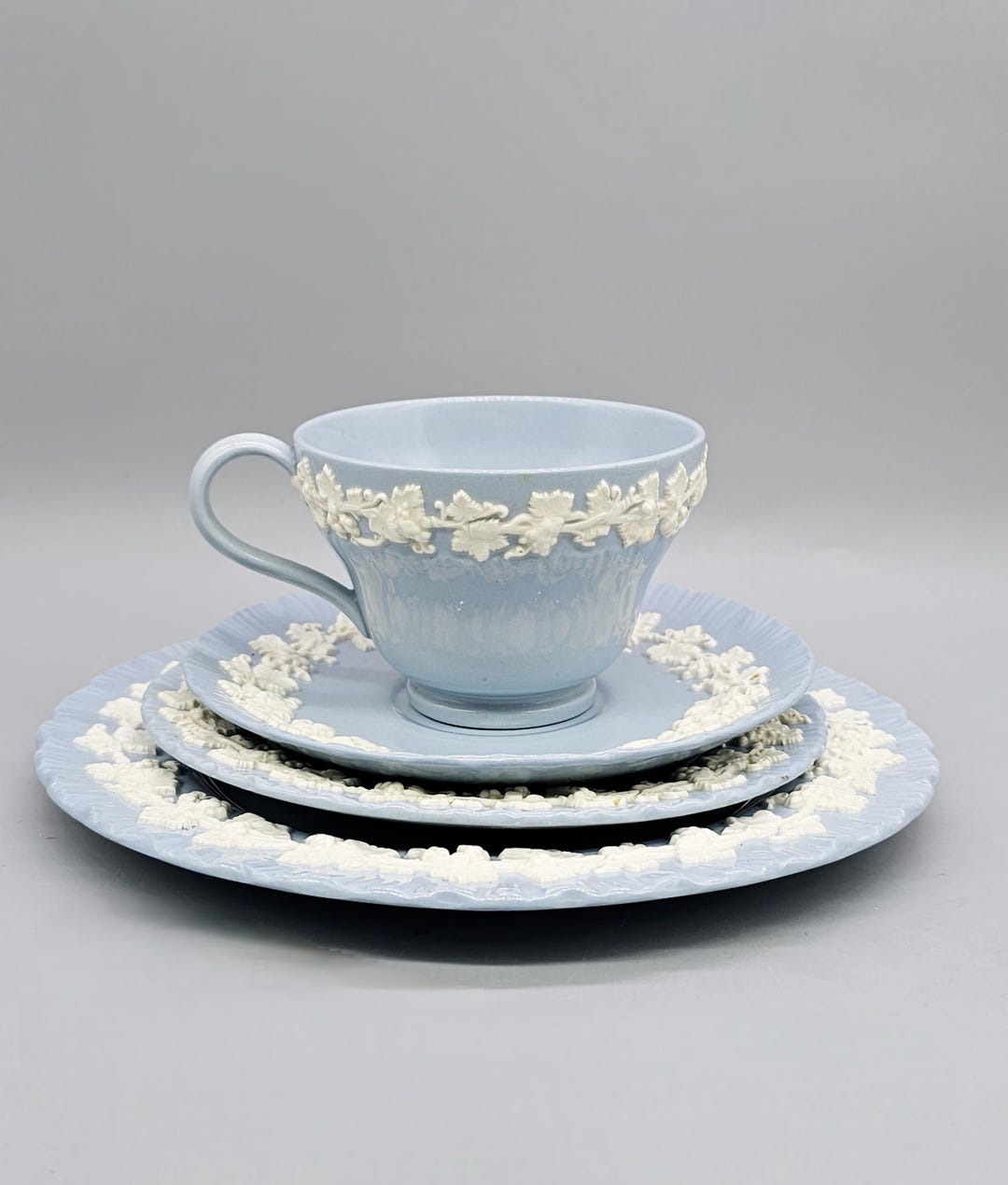 Queensware Cookware 4 Pc. Wedgwood Embossed Queensware of Etruria & Barlaston Cup, Saucer ...